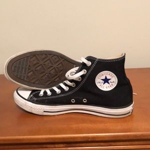Black high top converse